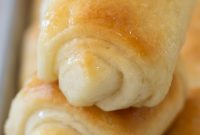 How to Make Soft Lion House Rolls at Home