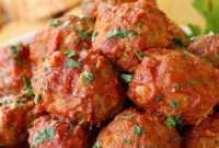 Sunday-Style Grandma’s Meatballs with Savory Tomato Sauce