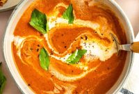 Simple Homemade Tomato Soup Recipe for Rich Flavor