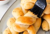 Crispy Garlic Breadsticks Recipe with Herb Butter Dip