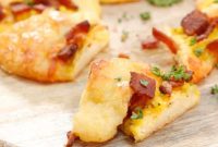 Keto Bacon, Egg & Cheese Breakfast Wreath Recipe