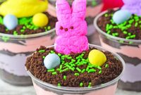 Easter Dirt Cup Treats: Chocolate Pudding Parfaits with Oreo Soil