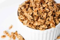 Low-Sugar Homemade Granola Recipe for Crunchy Breakfast