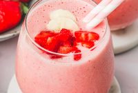 Strawberry Banana Smoothie Recipe — Creamy Fresh Blend