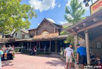 Frontierland Shootin’ Arcade: Classic Disney Park Attraction Guide