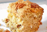Moist Banana Crumb Cake Recipe with Cinnamon Streusel