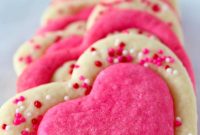 Valentine’s Day Sugar Cookie Recipe: Soft Heart Cookies Tutorial