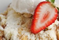 Strawberry Cheesecake Dump Cake Recipe — Quick Layered Dessert