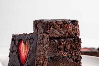One‑Bowl Strawberry Brownies — Moist, Guilt‑Free Recipe