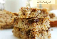 Vegan Flourless Oat Cakes with Natural Ingredients