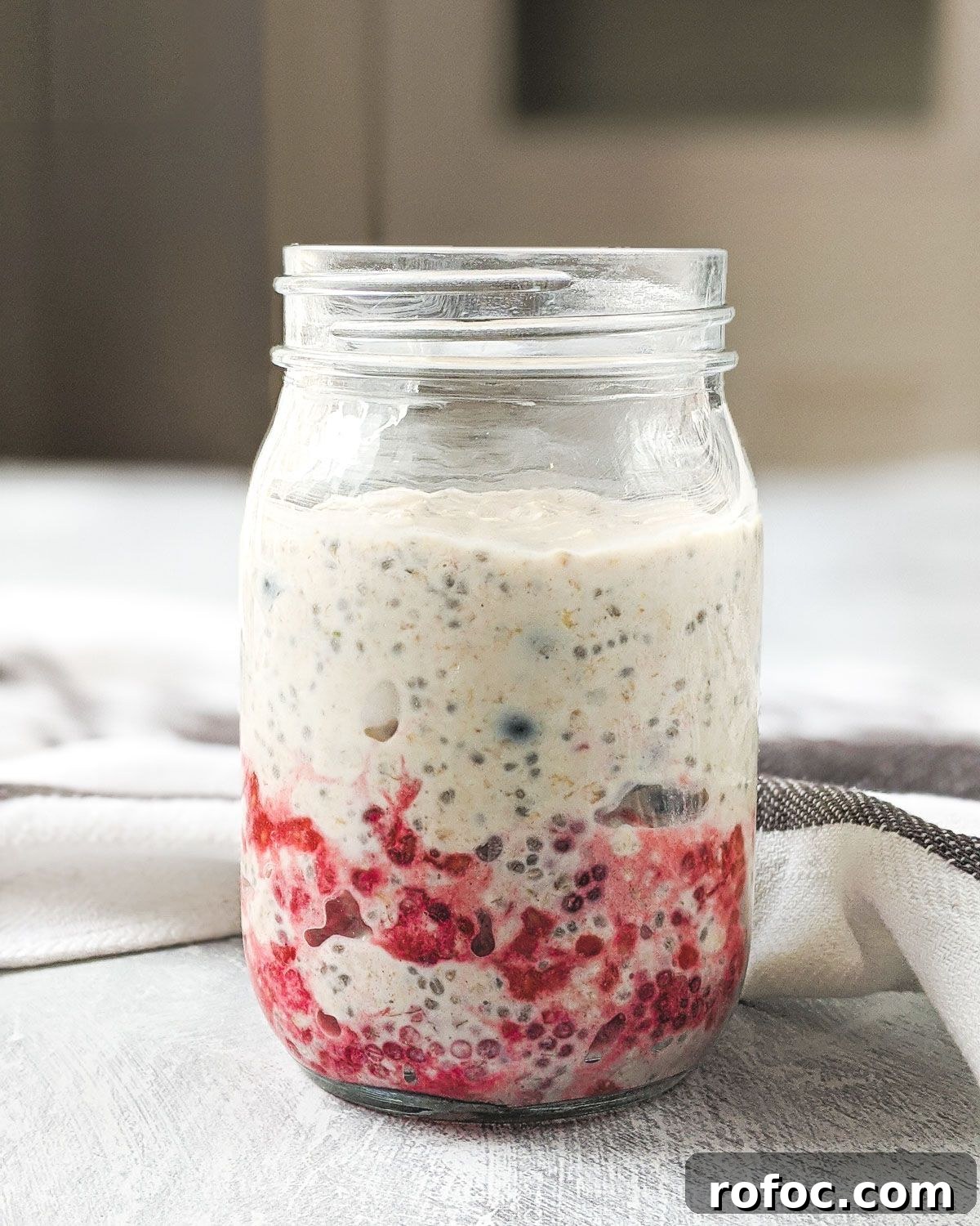 31 Simple Breakfast Meal Prep Ideas for Busy Mornings 12 Berry Protein Overnight Oats