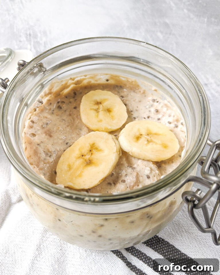 31 Simple Breakfast Meal Prep Ideas for Busy Mornings 15 Vanilla Overnight Oats