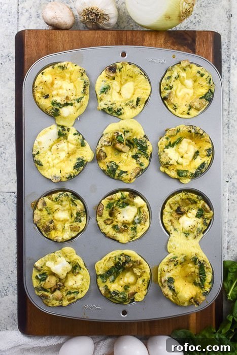 31 Simple Breakfast Meal Prep Ideas for Busy Mornings 23 Spinach, Mushroom and Goat Cheese Scrambled Egg Muffins