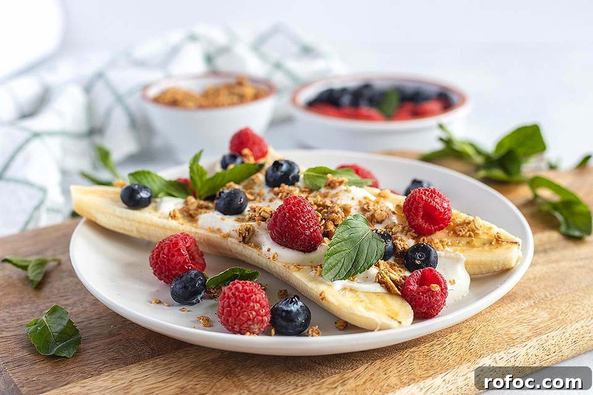 50 Quick Dinner Ideas to Make When You Don't Feel Like Cooking 5 Banana Split With Berries.