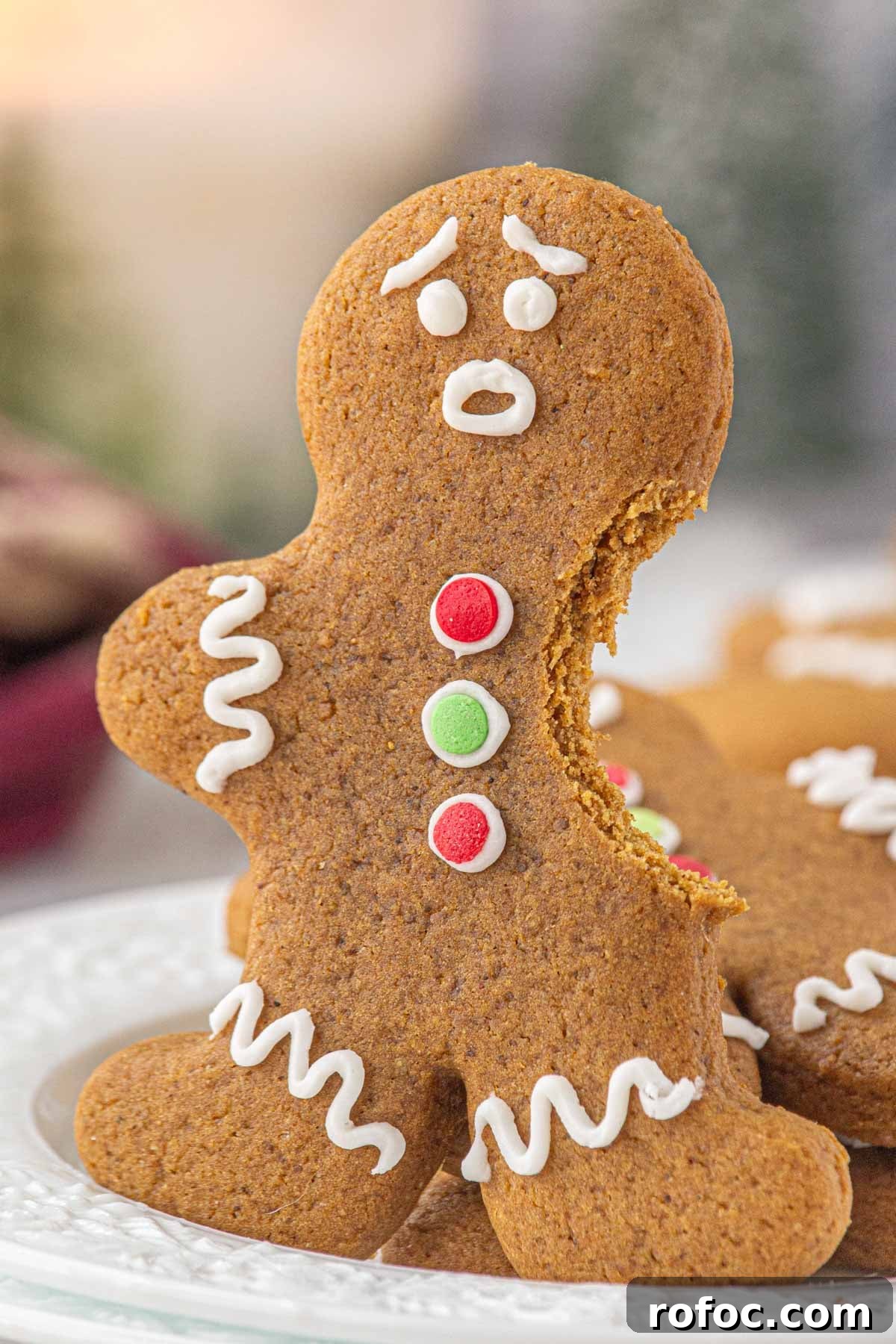 Gingerbread Cutout Cookies: Classic Spiced Cookie Recipe for Decorating 6 img 124948 5