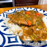 Slow Cooker Cube Steak in Savory Brown Gravy 3 img 13386 2