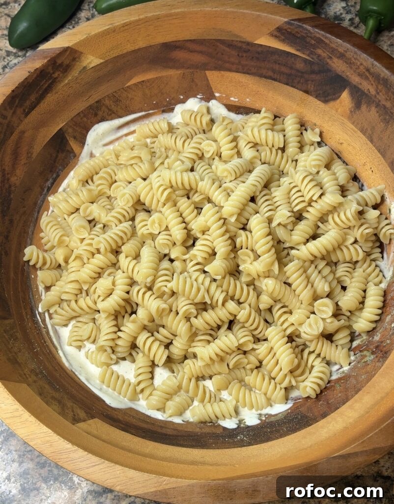 Jalapeño Popper Chicken Pasta Salad Recipe for Summer BBQs 8 img 13650 15