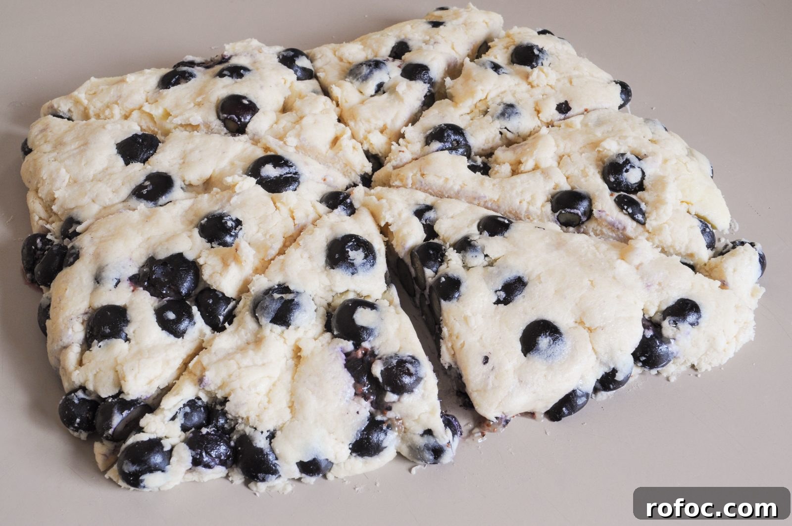 Blueberry Scones with Lemon Glaze Blueberry Scones with Lemon Glaze