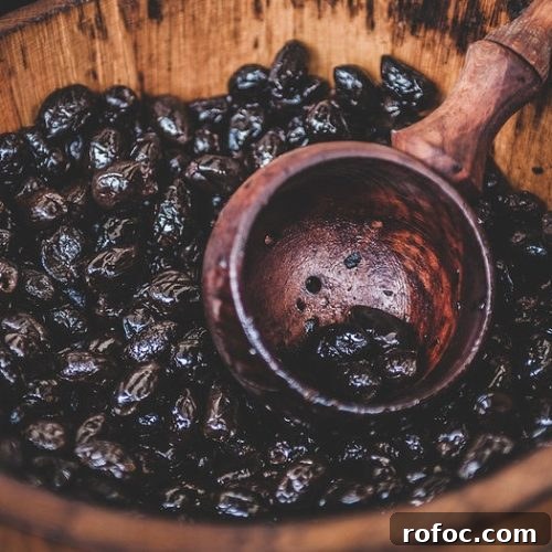 Prune Juice Recipes: How to Make a Smooth, Natural Digestive Drink 3 Prune juice bottle