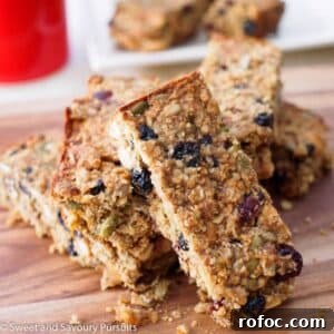 Oat, Fruit & Seed Energy Bars: Homemade No-Bake Snack Recipe 5 Breakfast bars made with oat, seeds and dried fruit.