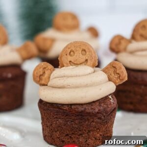 Pumpkin Cupcakes with Gingerbread Cream Cheese Frosting Recipe 5 img 18136 4