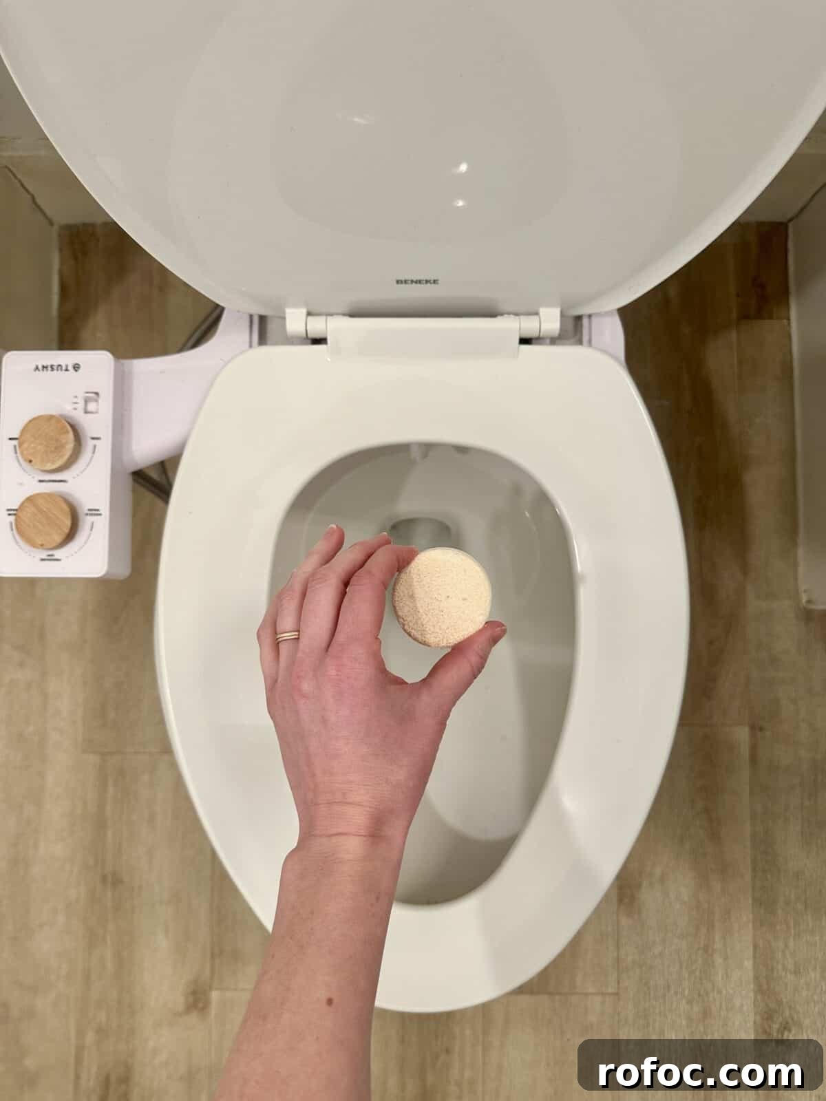 Blueland Review: Are Their Cleaning Products Effective, Safe, and Eco-Friendly? 7 Toilet bowl cleaner
