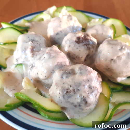 Low-Carb Swedish Meatballs Recipe: Creamy Keto Meatballs 2 Keto Swedish Meatballs