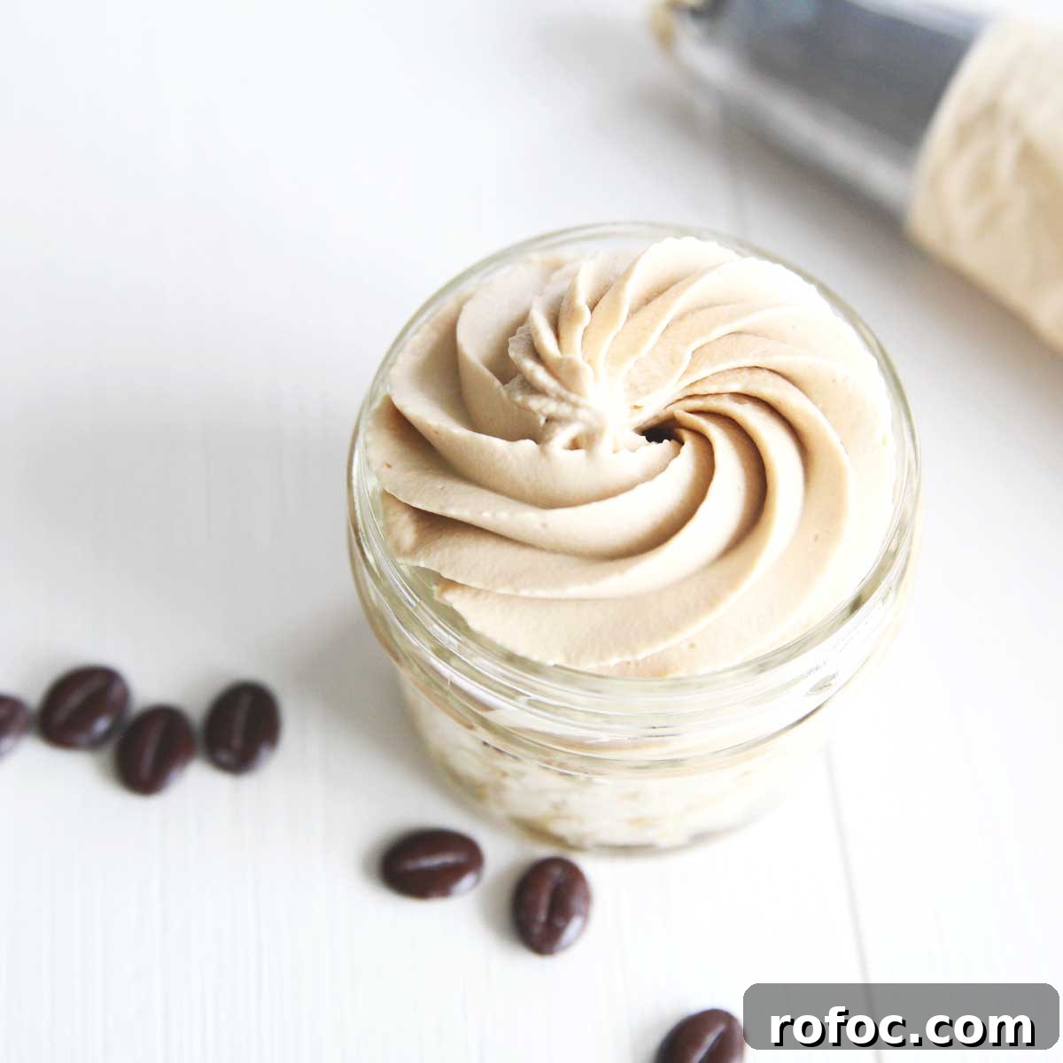Cinnamon-Spiced Whipped Cream with Cream Cheese Stabilizer 10 Coffee Whipped Cream