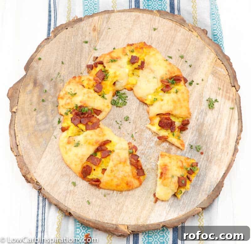 Keto Bacon, Egg & Cheese Breakfast Wreath Recipe 17 Keto Bacon, Egg and Cheese Breakfast Wreath Recipe