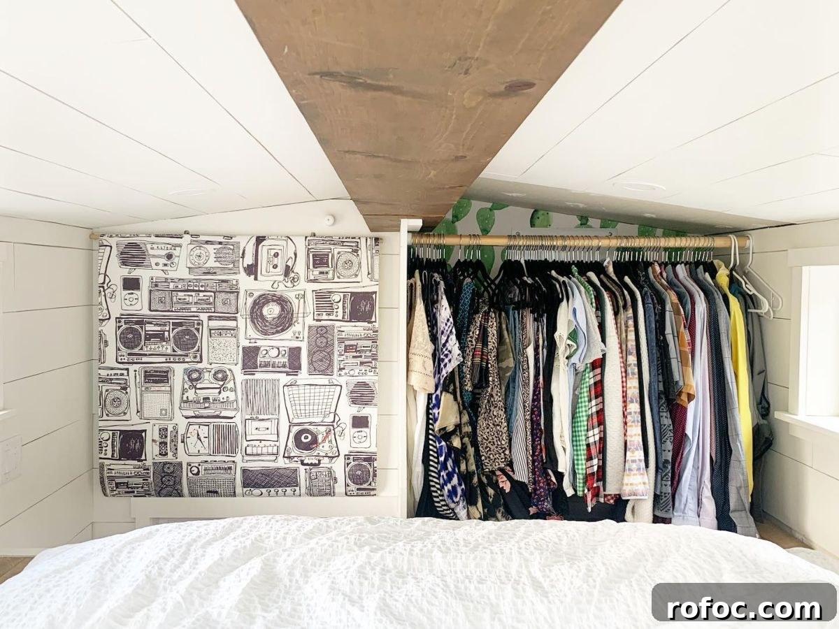 21 Clever Small-Closet Organization Hacks That Really Work 3 Single Rod to Hang Items