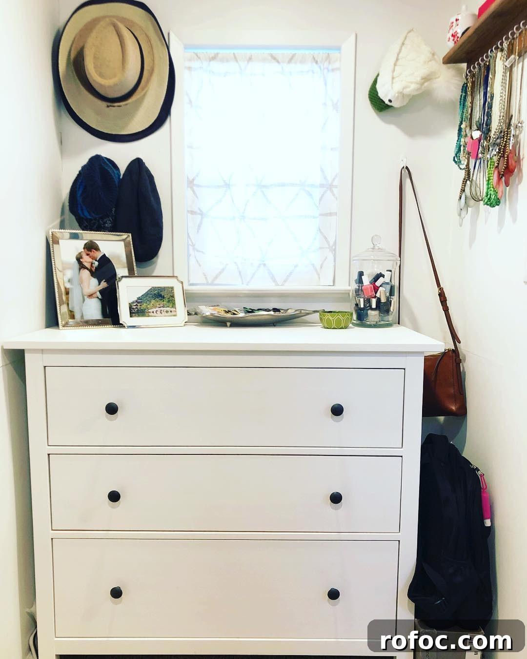 21 Clever Small-Closet Organization Hacks That Really Work 22 Utilize Dressers