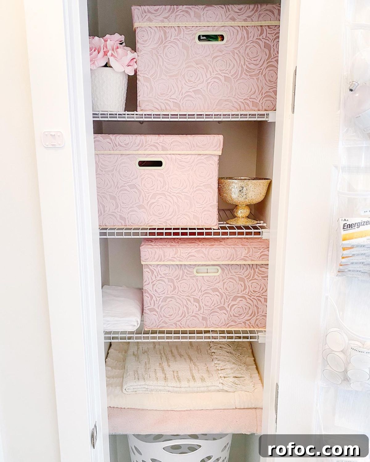 21 Clever Small-Closet Organization Hacks That Really Work 9 Aesthetic Storage Bins
