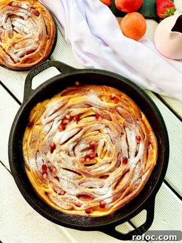 Cinnamon roll apple pie