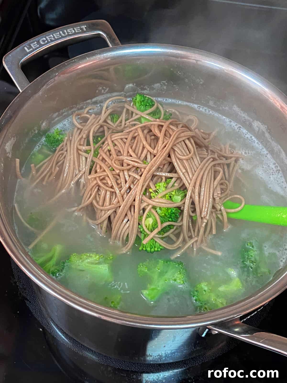 Boil noodles and broccoli