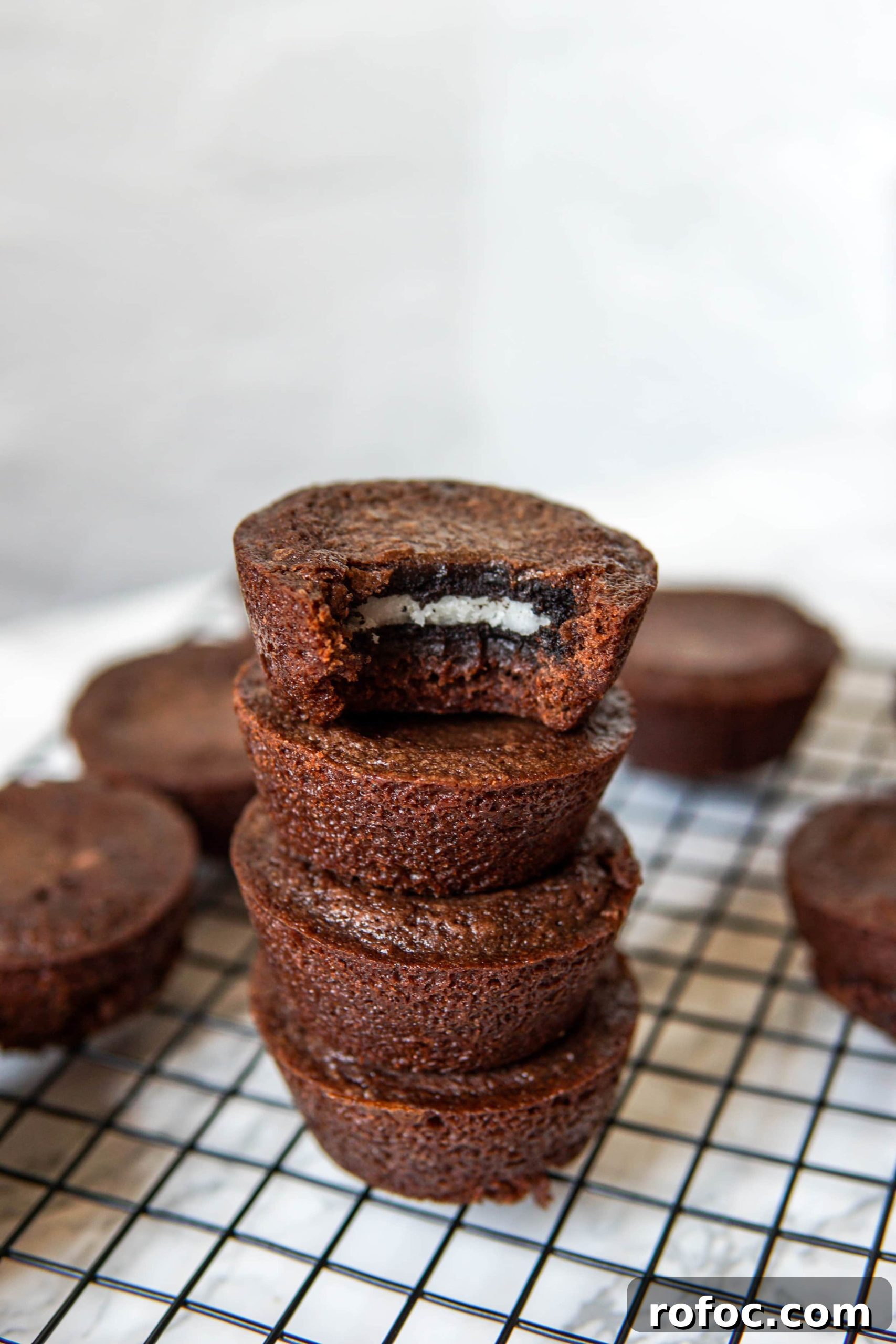 Oreo-Stuffed Brownie Cups Recipe — Gooey Chocolate Treats 3 img 4 2 scaled