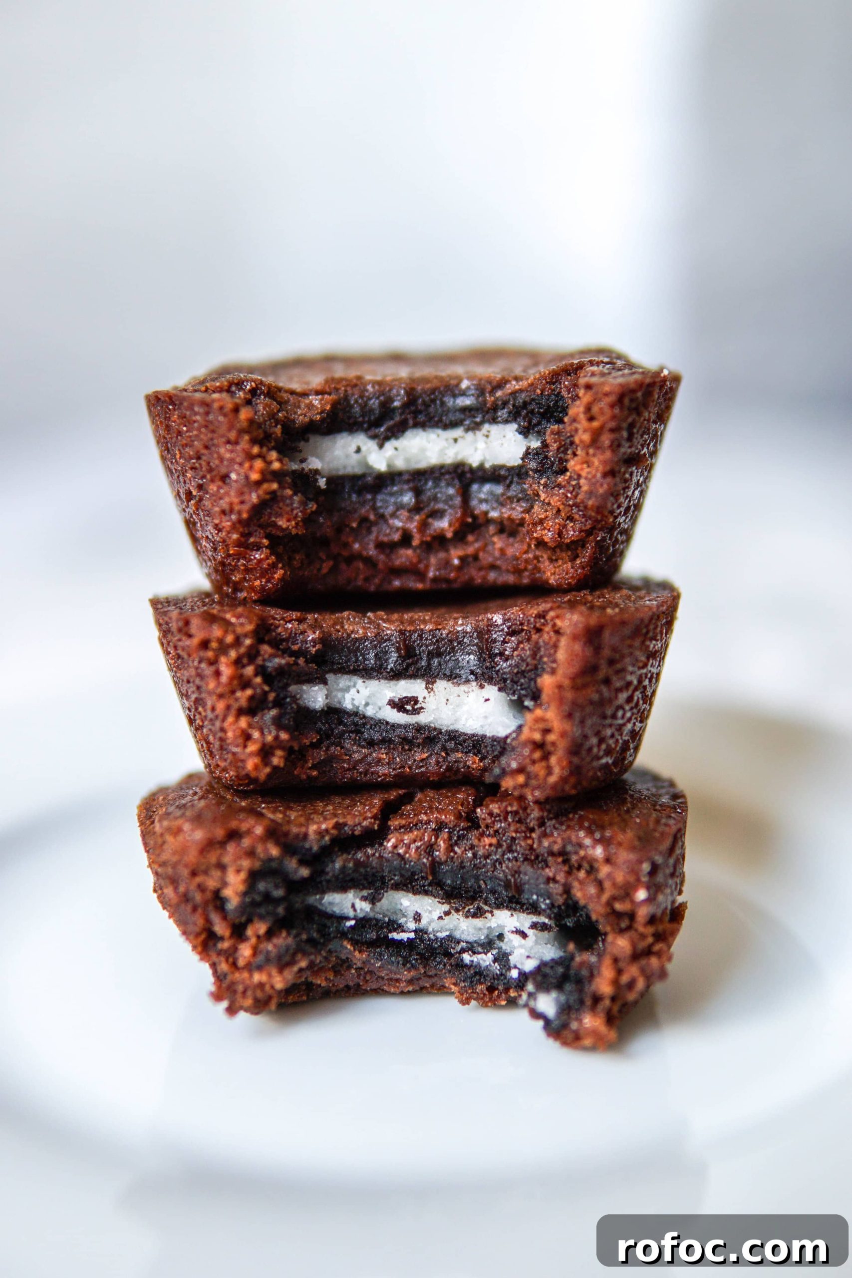 Oreo-Stuffed Brownie Cups Recipe — Gooey Chocolate Treats 4 img 4 3 scaled
