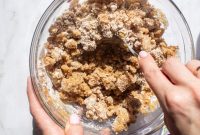 Bakery-Style Fruit Crumble Recipe for Perfect Flaky Topping