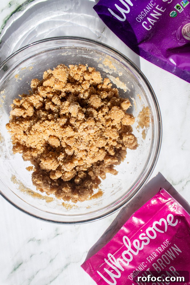 Bakery-Style Fruit Crumble Recipe for Perfect Flaky Topping 6 bakery style crumble topping