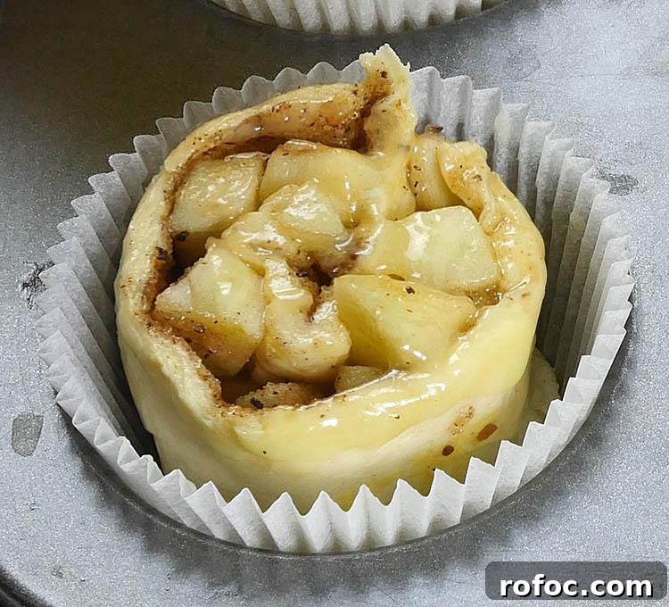 Apple Cinnamon Roll Cupcakes Recipe with Caramel Frosting 5 img 5970 4