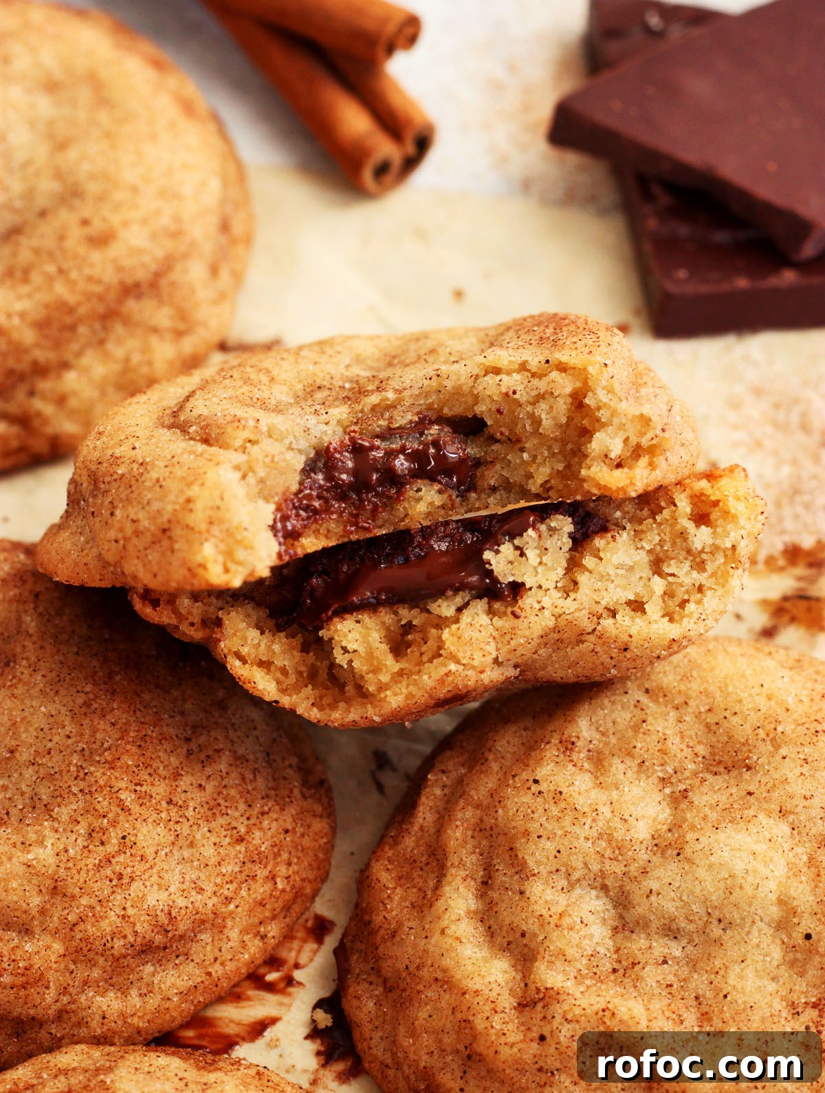 Churro Cookies: Chocolate-Stuffed Snickerdoodle Recipe 4 churro cookies