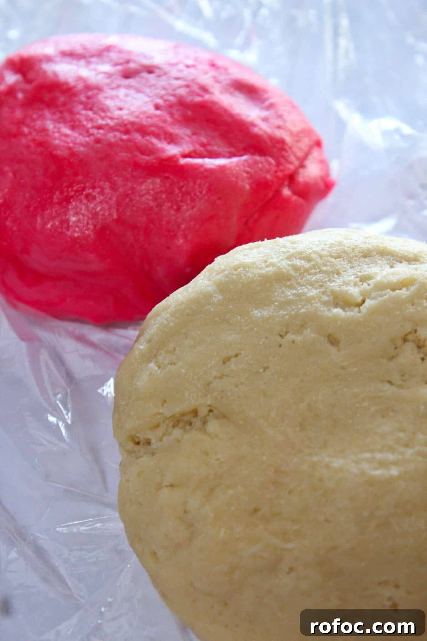 Valentine’s Day Sugar Cookie Recipe: Soft Heart Cookies Tutorial 5 Easy Valentine's Day Sugar Cookies featured by top US cookie blog, Practically Homemade