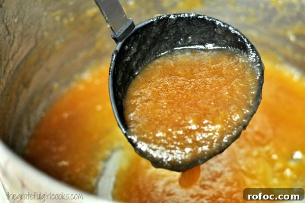 Test for doneness Ladle with hot apple butter