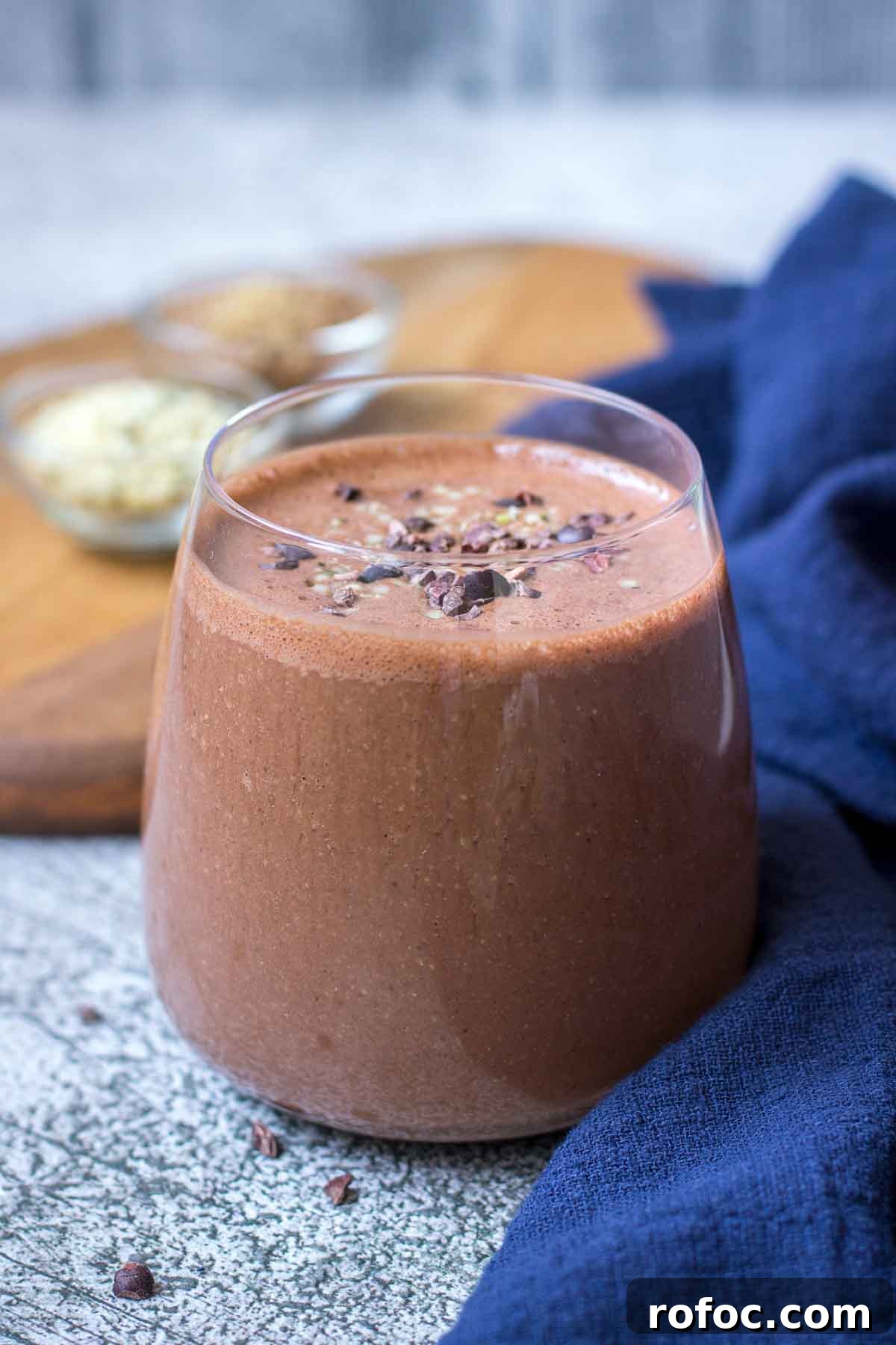 Chocolate Peanut Butter Smoothie Recipe for Silkily Creamy Flavor 4 Chocolate Peanut Butter Smoothie in a glass