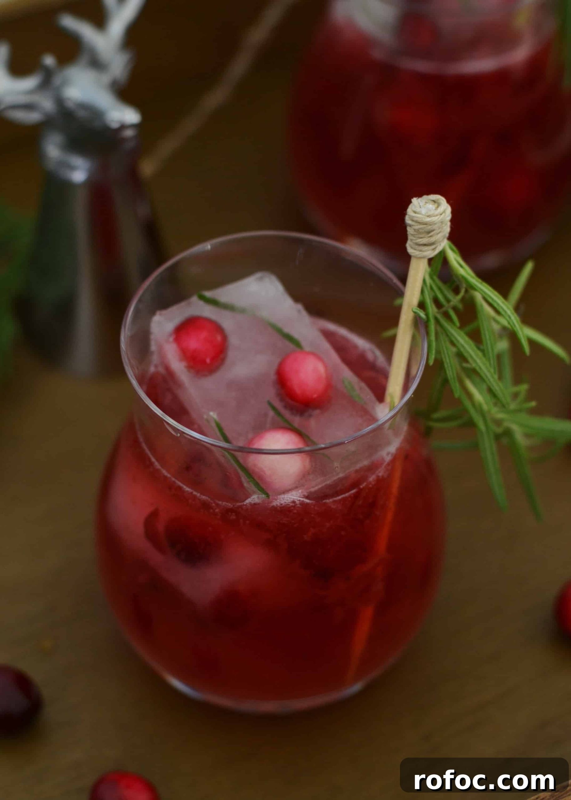 Cranberry Gin Cocktail with Rosemary-Infused Simple Syrup 2 img 958 1 1 scaled