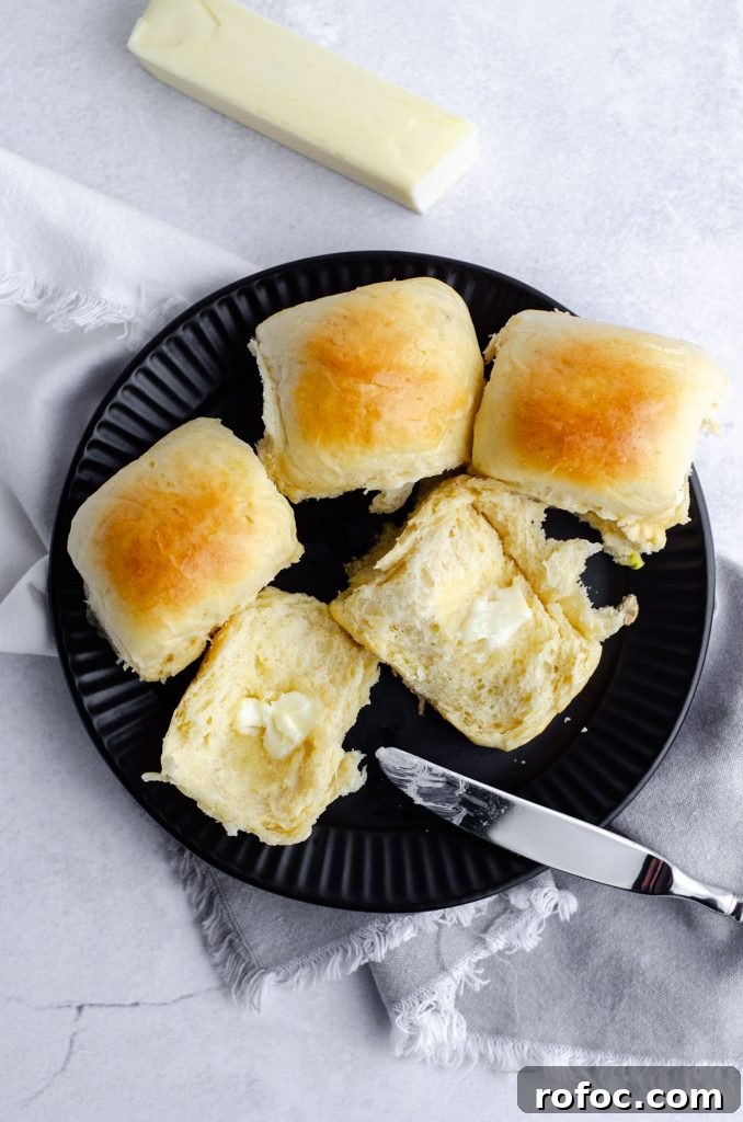 Baking with Yeast: A Practical Guide for Soft, Flavorful Bread 11 Easy Yeast Rolls: These easy yeast rolls are made with simple ingredients and are perfect for yeast bread beginners. This recipe results in soft, pillowy rolls that can be made ahead of time and allowed to rest overnight in the refrigerator or baked right away.