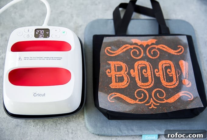 DIY Halloween Treat Bags Kids Will Love 3 EasyPress tutorial