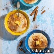Three bowls of Melkkos on a blue background.
