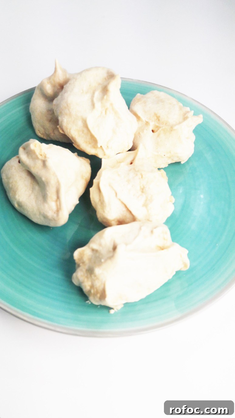 Kaffir Lime Meringues Recipe: Tangy Citrus Meringue Cookies 4 Kaffir lime meringues